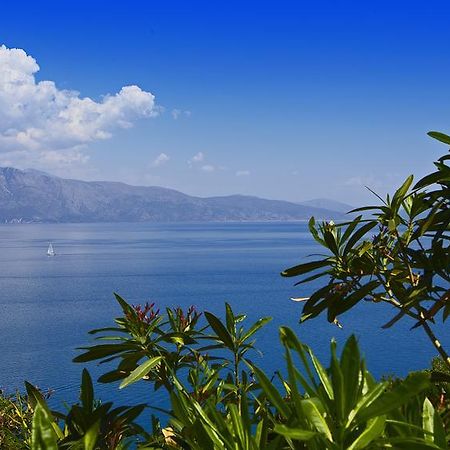 Aliki Hotel ニキアナ エクステリア 写真