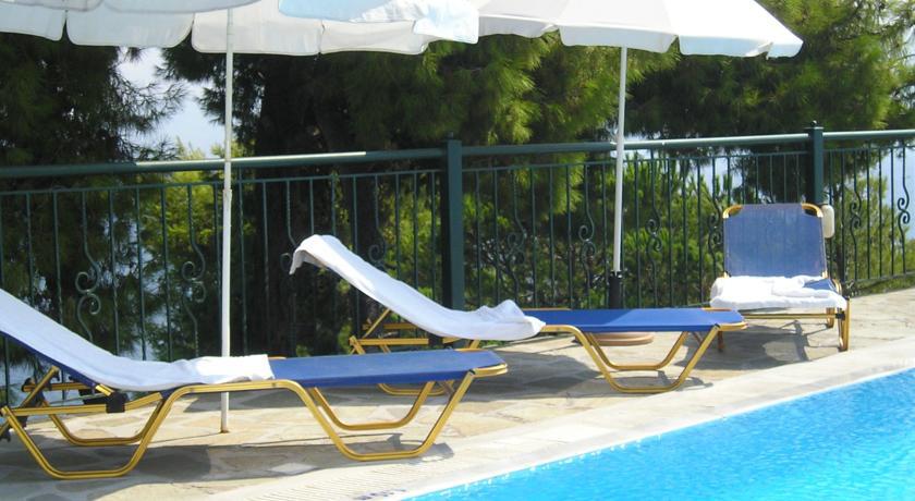 Aliki Hotel ニキアナ エクステリア 写真