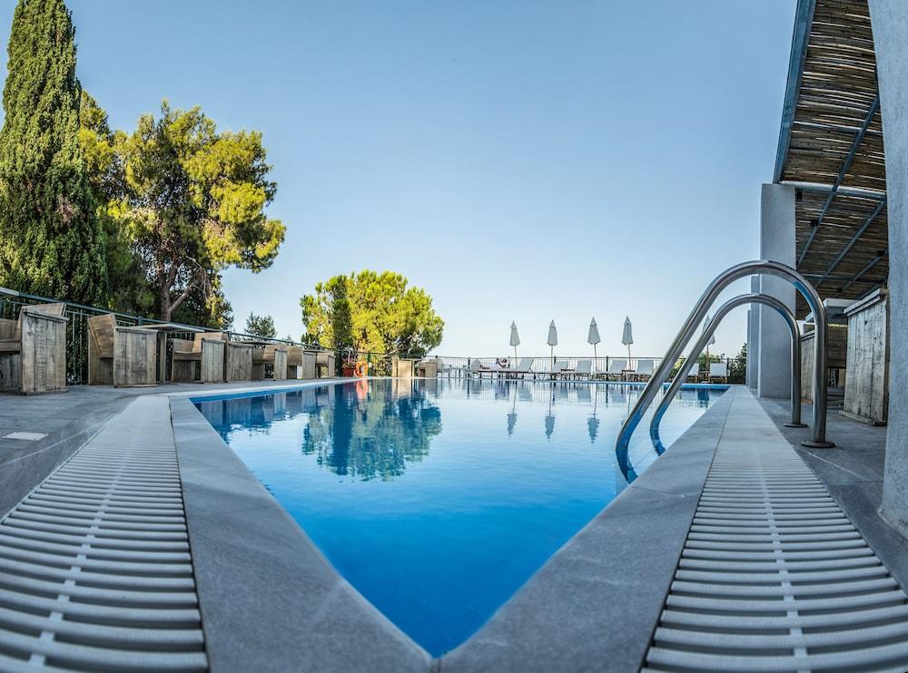 Aliki Hotel ニキアナ エクステリア 写真